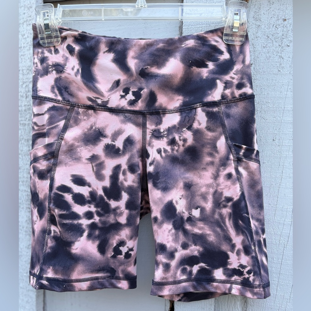 Z by Zella Tie-Dye Pink and Black Bike Shorts with Pockets